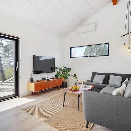 Haley - 150m From The Sea By Interhome *